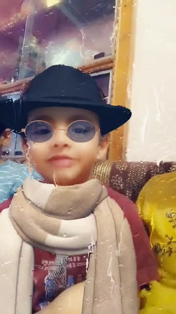 Preview for a Spotlight video that uses the Fall Looks Lens