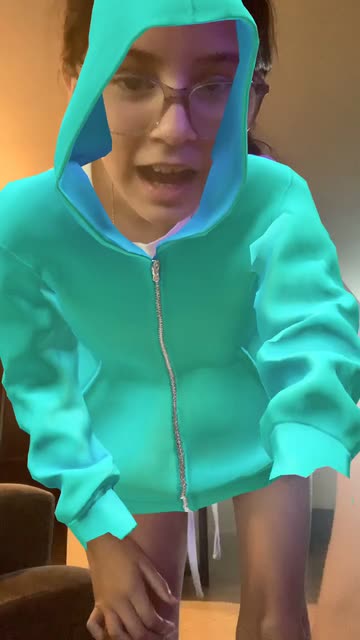 Preview for a Spotlight video that uses the Try On Clothes Lens