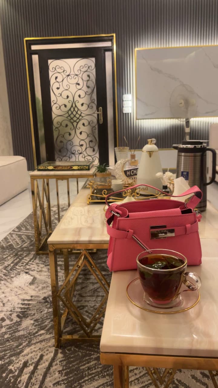 محتوى سناب شات لـ EMAN AL5HALIDI 𓅂 🇰🇼| 🇯🇴