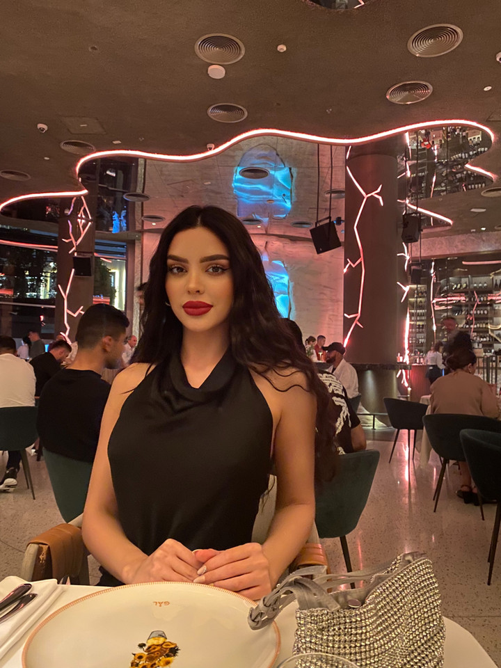 قصة سناب شات للحساب farahrazem1 رقم 769
