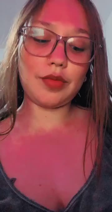 Preview for a Spotlight video that uses the Dr - Skin Care Lens
