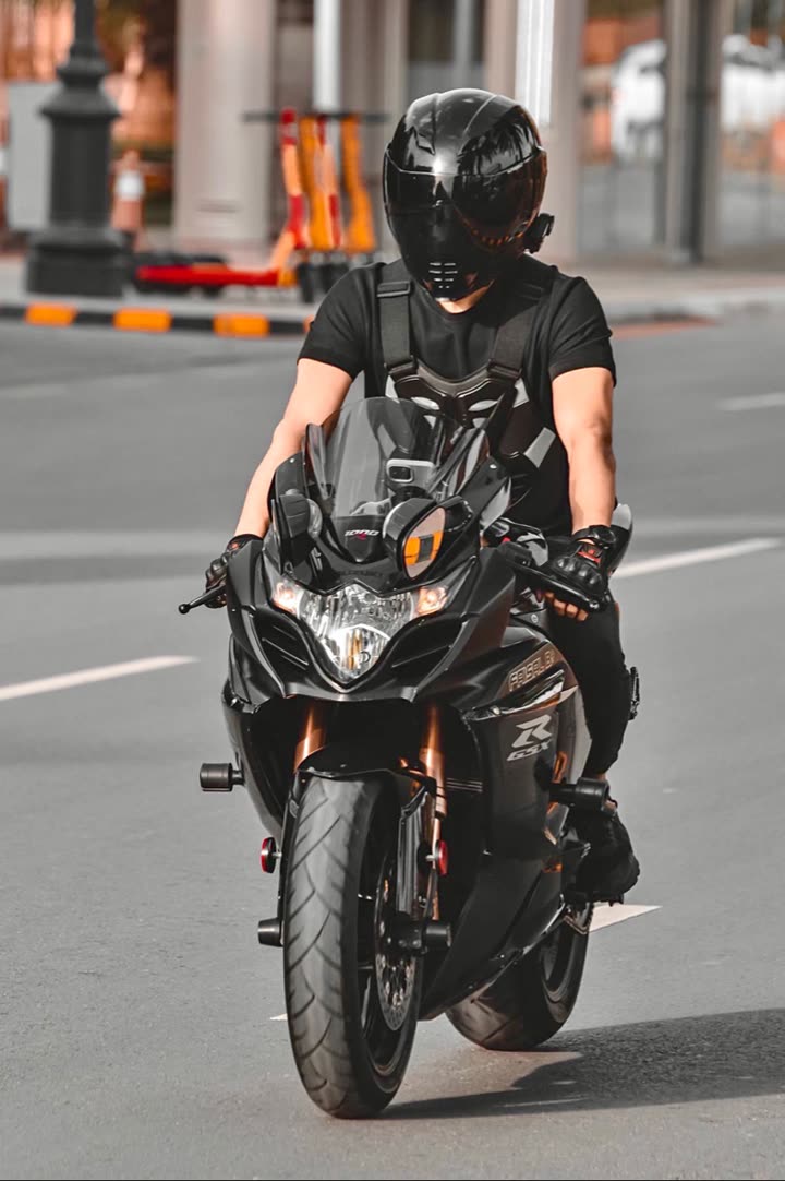 محتوى سناب شات لـ Faisal .