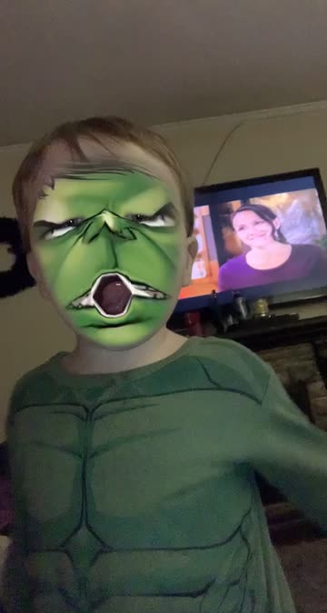 Preview for a Spotlight video that uses the hulk Lens