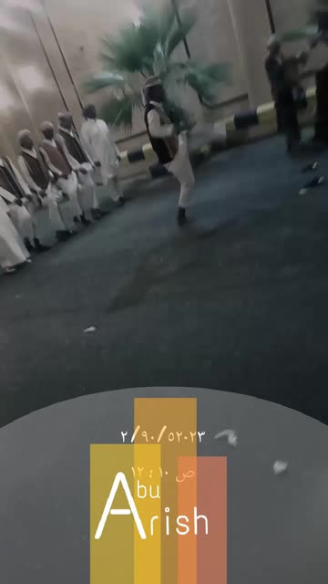 Preview for a Spotlight video that uses the Black Blur Lens