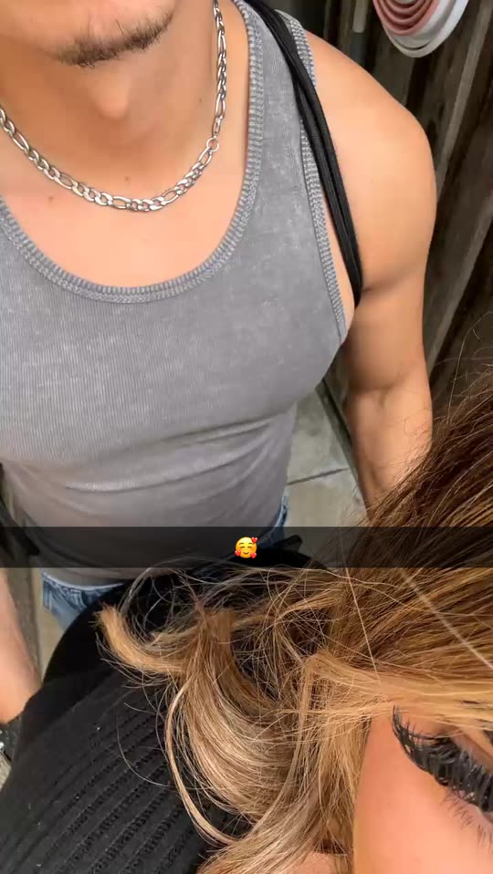 galllyyyy