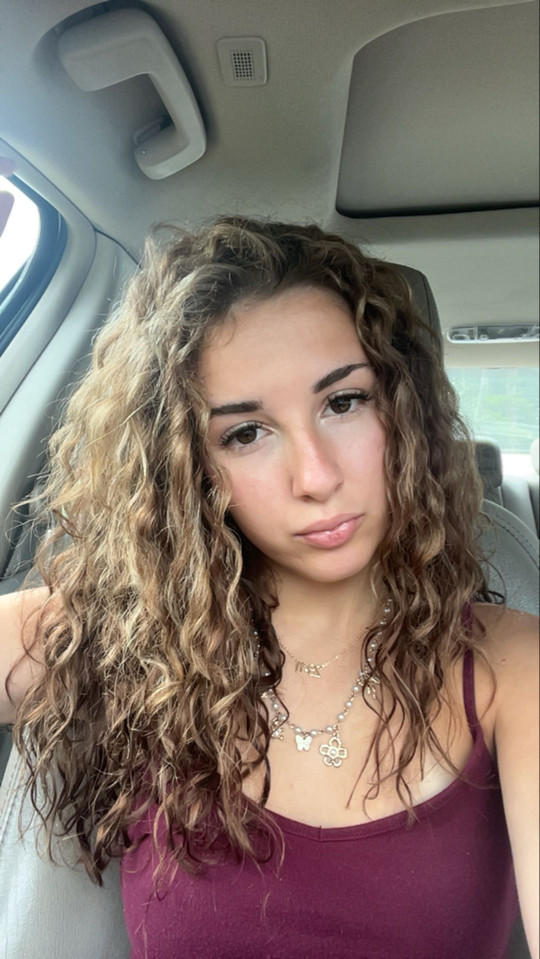 ashlynn-028