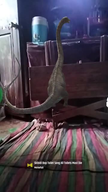Preview for a Spotlight video that uses the Diplodocus Lens