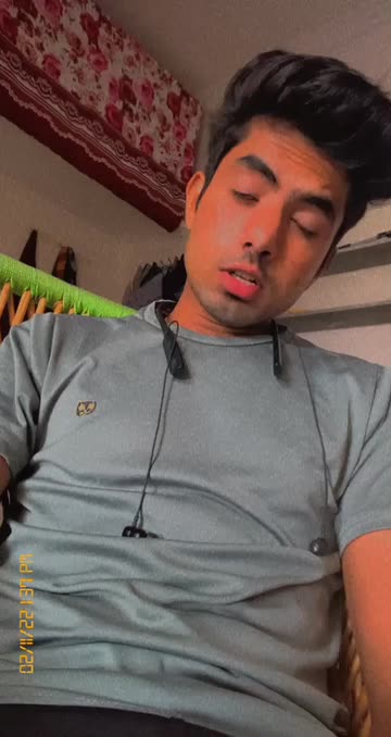 Preview for a Spotlight video that uses the BIZARRE Lens