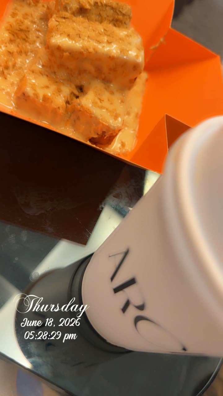 محتوى سناب شات لـ lowlo 44
