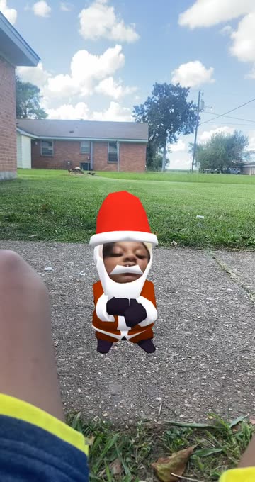 Preview for a Spotlight video that uses the Dancing Santa Lens