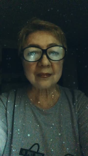 Preview for a Spotlight video that uses the Heart soap bubble Lens