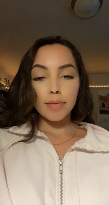 Preview for a Spotlight video that uses the Botox Lens