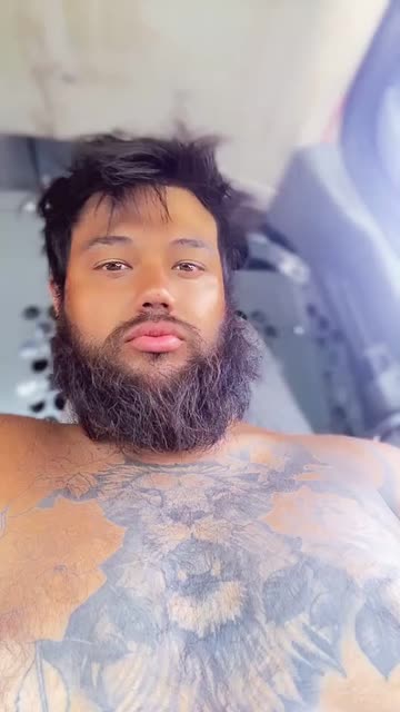 Preview for a Spotlight video that uses the tanned skin Lens