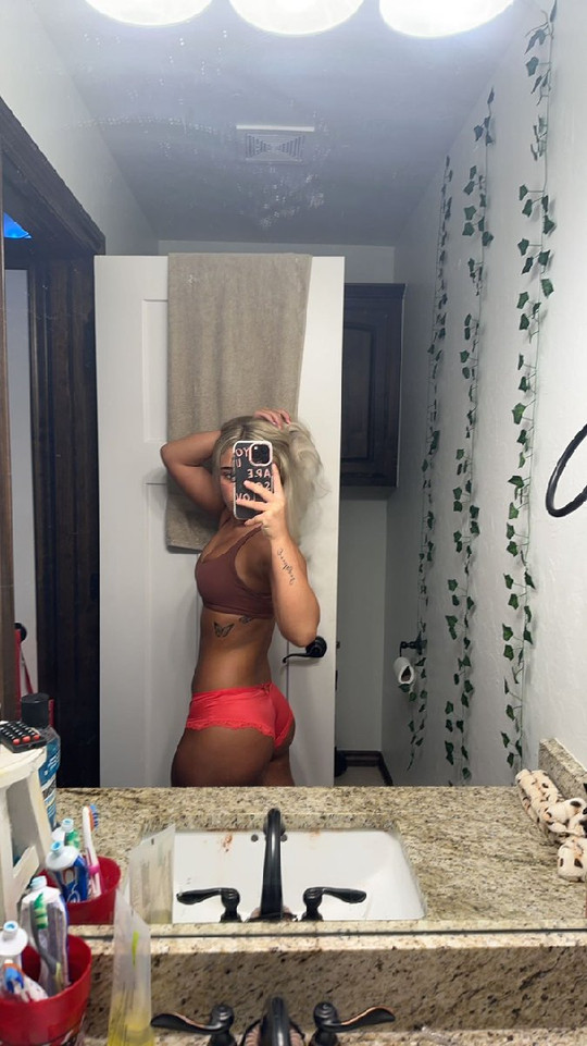 Julianna-peyton