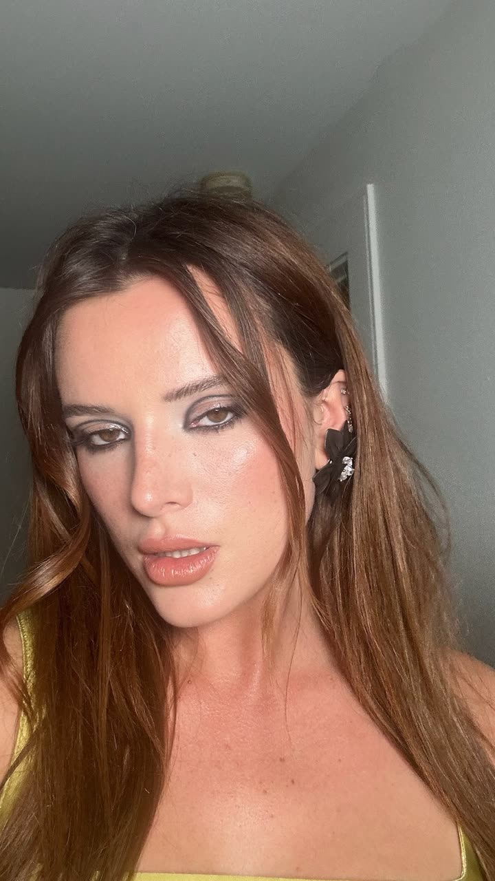 محتوى سناب شات لـ Bella Thorne