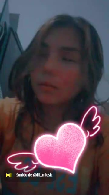 Preview for a Spotlight video that uses the Cute Hearts Love Lens
