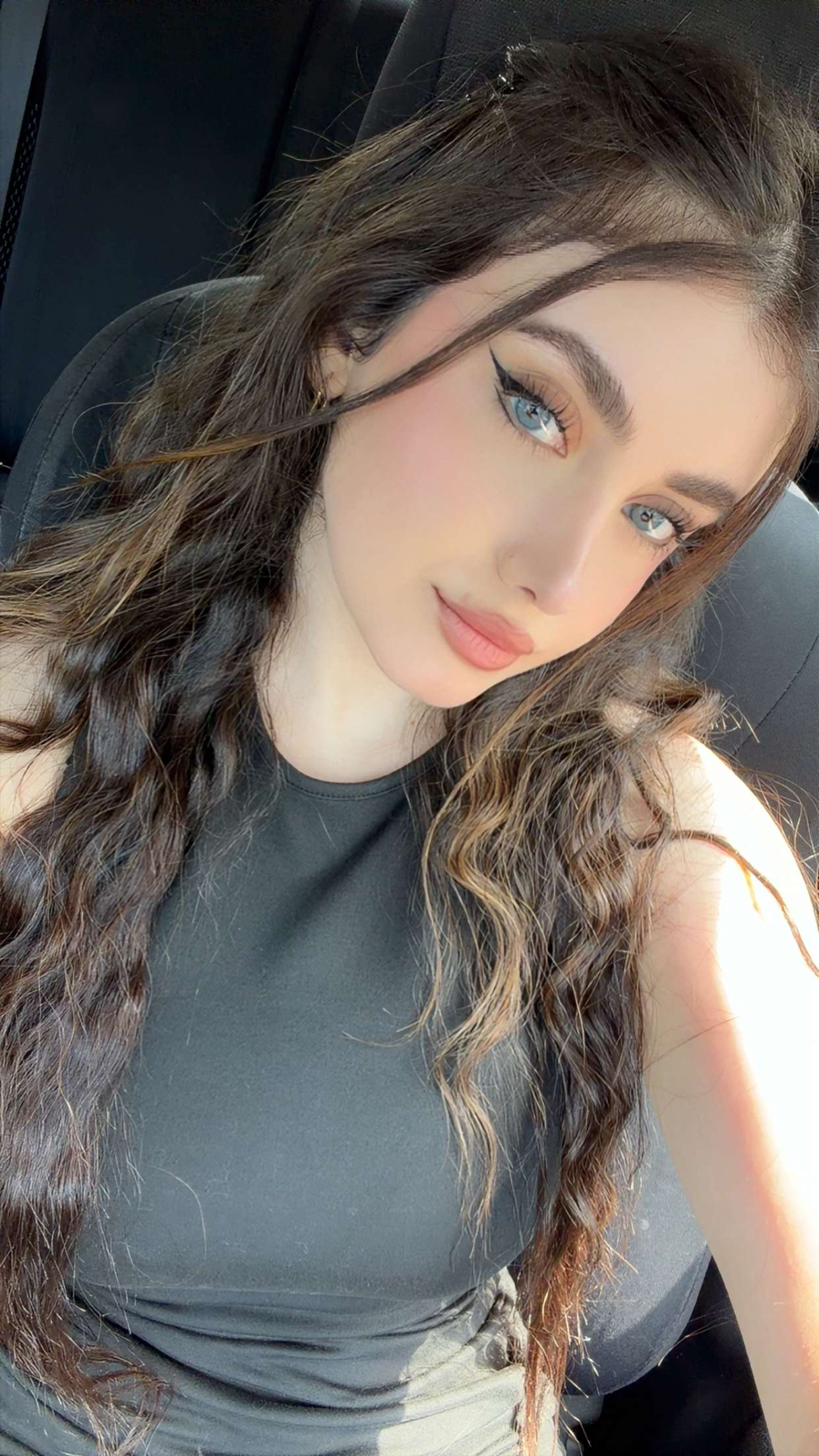 محتوى سناب شات لـ حنين دويك 🇱🇧