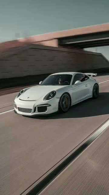 Preview for a Spotlight video that uses the Wallpapers PORSCHE Lens
