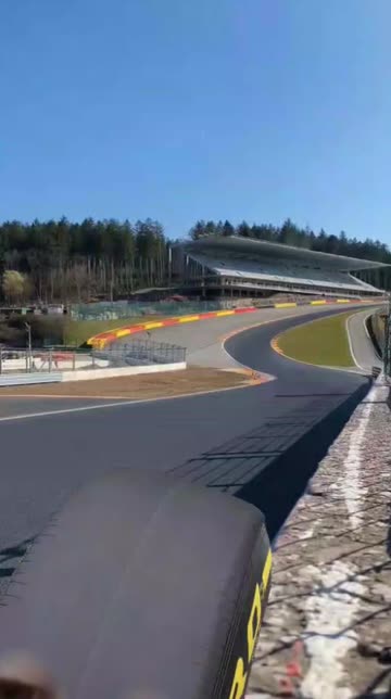 Preview for a Spotlight video that uses the F1 Tyre Lens