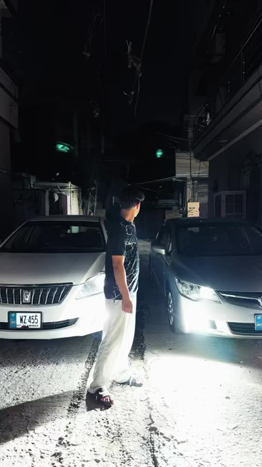 wajahat_q01
