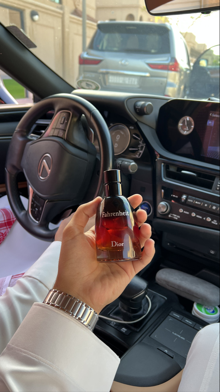 محتوى سناب شات لـ Talal. Q