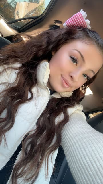 Mel🎀🍯 Spotlight #fapchati7