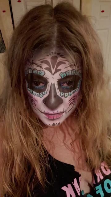 Preview for a Spotlight video that uses the La Muerte Mask Lens