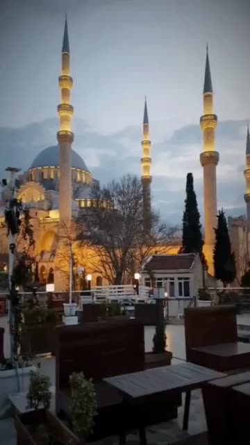 Preview for a Spotlight video that uses the allah Lens