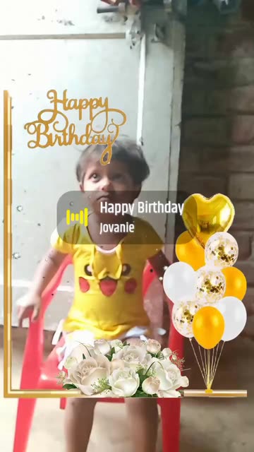 Preview for a Spotlight video that uses the Happy birthday Lens