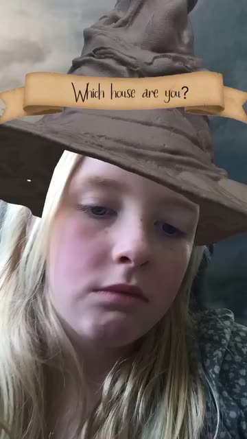 Preview for a Spotlight video that uses the Hogwarts House Lens