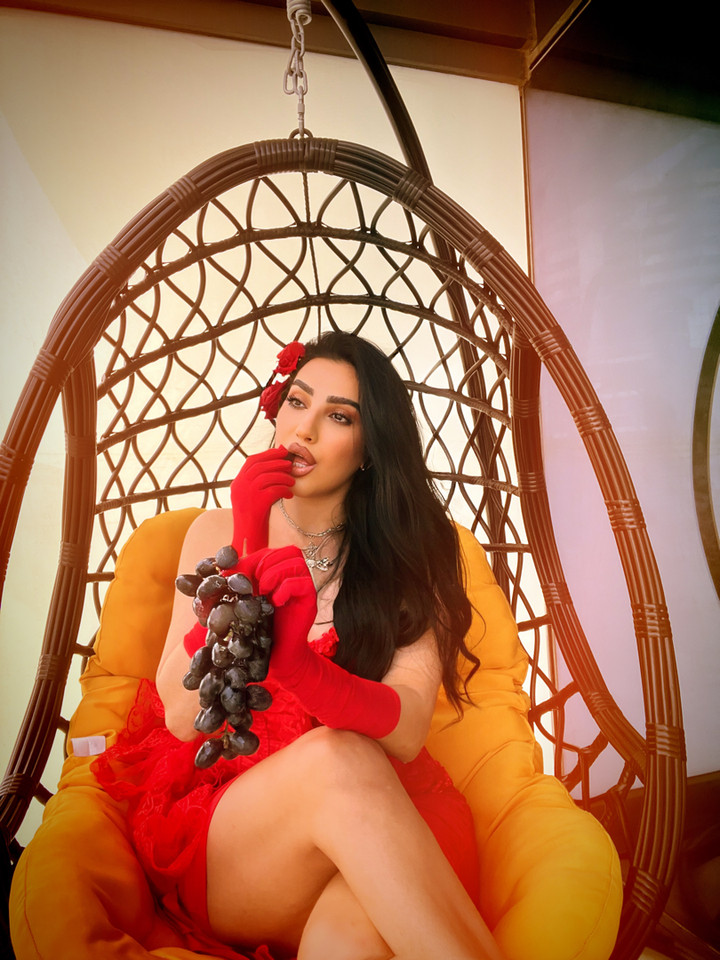 محتوى سناب شات لـ carole atieh