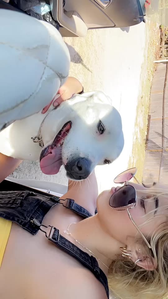 emily cates :) (@emilycatess) | Snapchat Stories, Spotlight & Lenses
