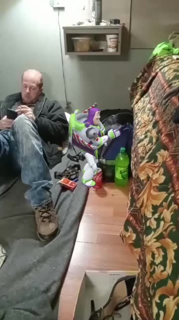 Preview for a Spotlight video that uses the Buzz-lightyear Lens