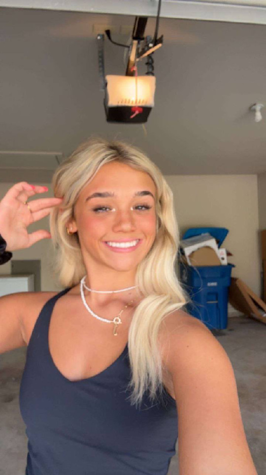 Julianna-peyton