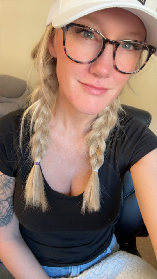 ohheyitsvanah