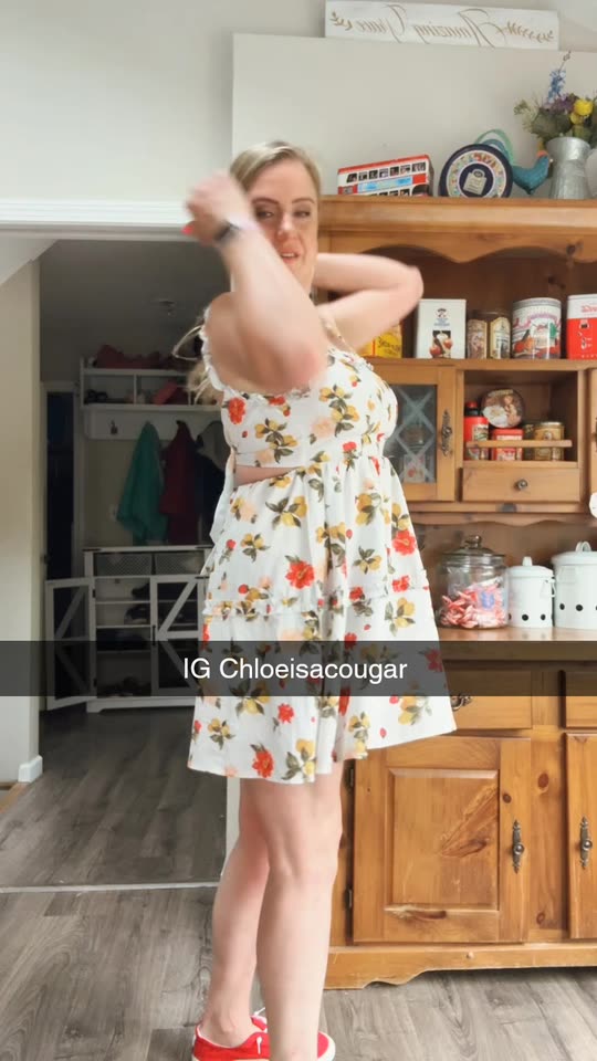 chloejanenoww
