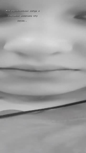 Preview for a Spotlight video that uses the Stretch Face Lens