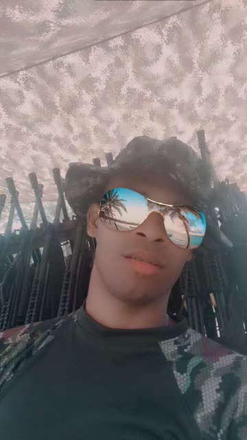 Preview for a Spotlight video that uses the Mirrored Beach Sunglasses Lens