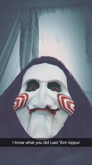 Preview for a Spotlight video that uses the jigsaw Lens