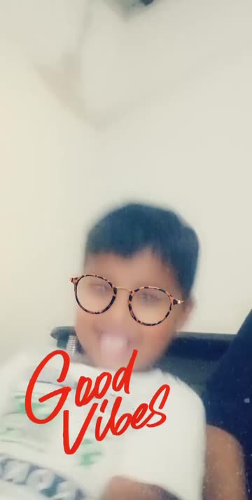 Preview for a Spotlight video that uses the Good Vibes Lens