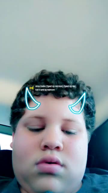 Preview for a Spotlight video that uses the blue devil horns 1 Lens