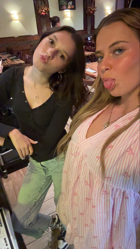 angelina_3305
