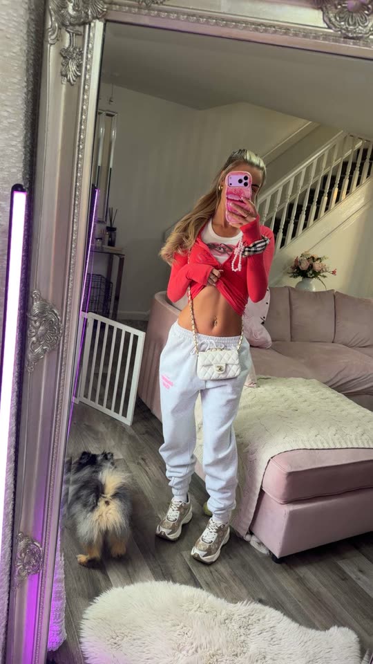 louisemarshallx Spotlight #fapchati1
