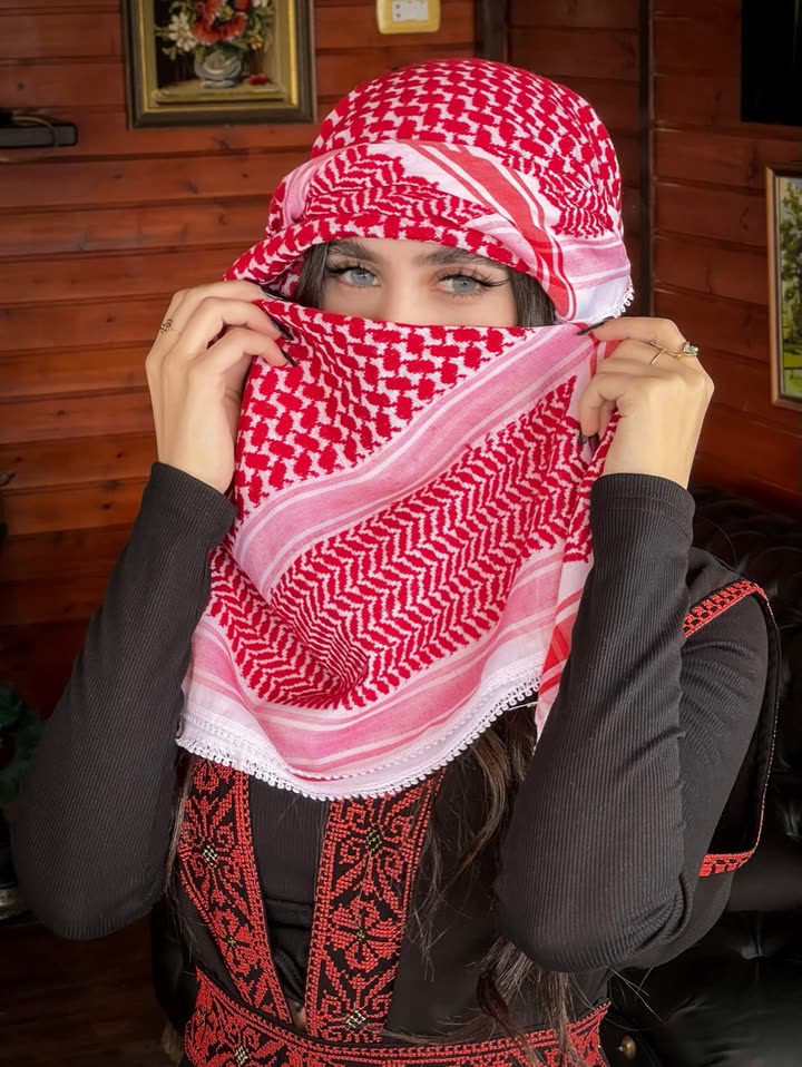 محتوى سناب شات لـ حنين دويك 🇱🇧