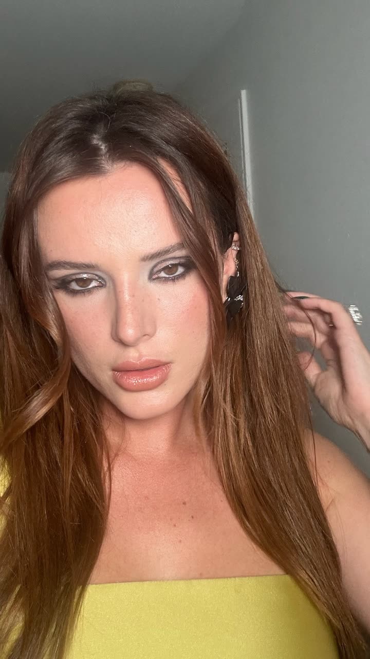محتوى سناب شات لـ Bella Thorne