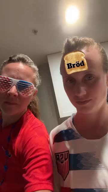 Preview for a Spotlight video that uses the Bread Lens