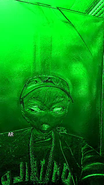 Preview for a Spotlight video that uses the Alien Lens