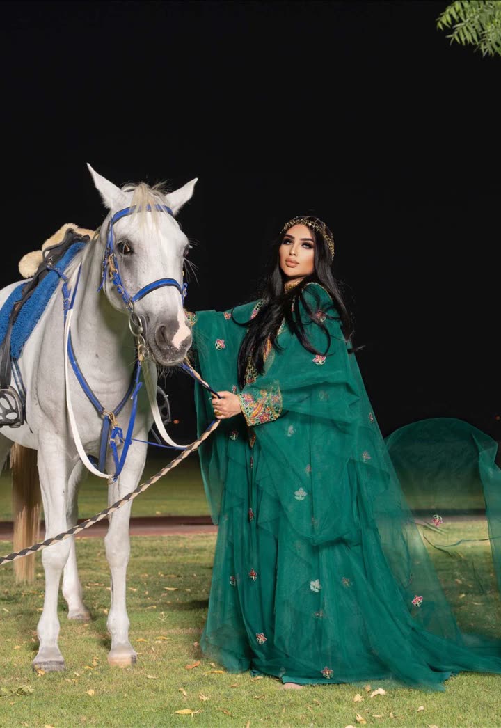 محتوى سناب شات لـ Sara Aldhaheri 🦅