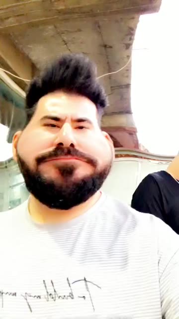 Preview for a Spotlight video that uses the Huge Smile Lens