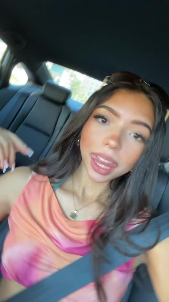 nonchalant-sofi